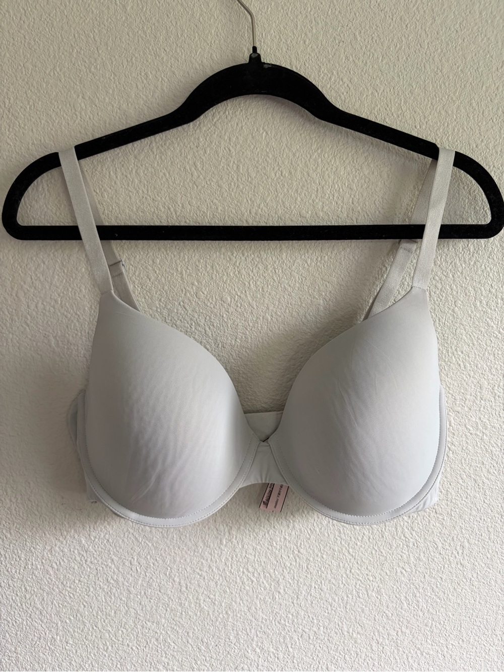 Victoria's Secret Smooth Light Gray T-Shirt Bra